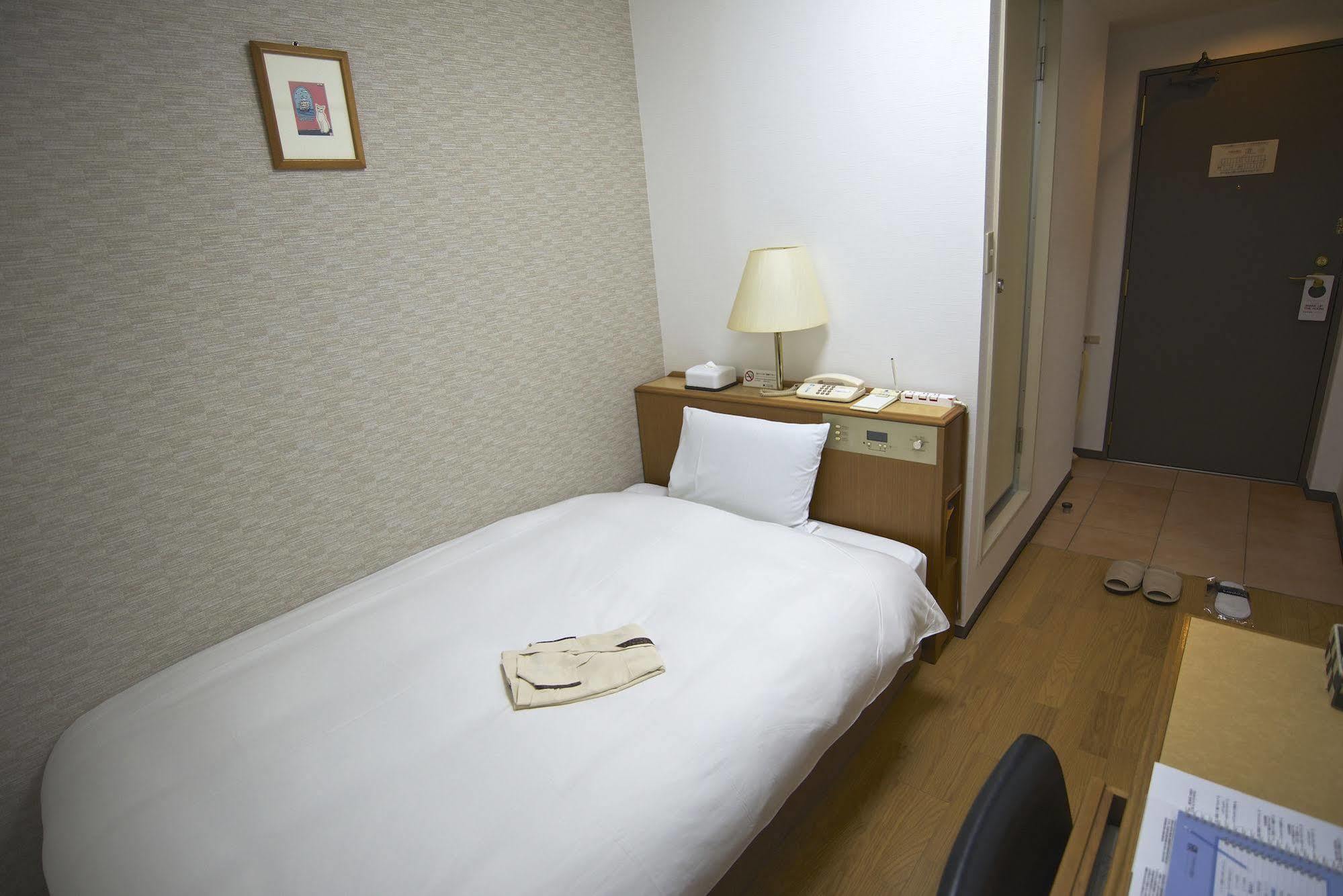Smile Hotel Atsugi Exterior foto